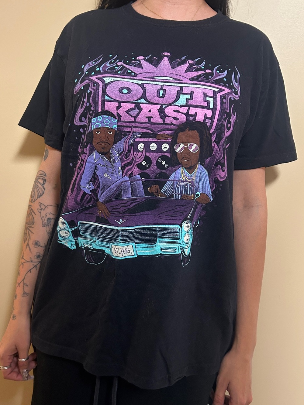OutKast Graphic tee